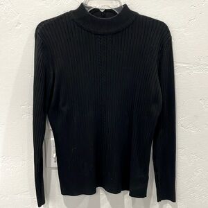Black ribbed sweater
